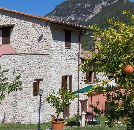Agriturismo I Melograni Ferentillo Ngoại thất bức ảnh